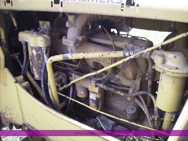 image for item 1051 Allis Chalmers HD11E dozer