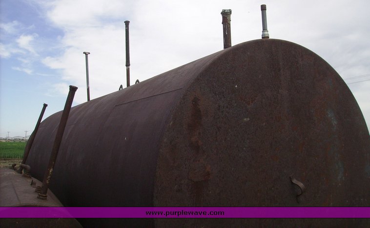 image for item 1052 Steel fuel tank