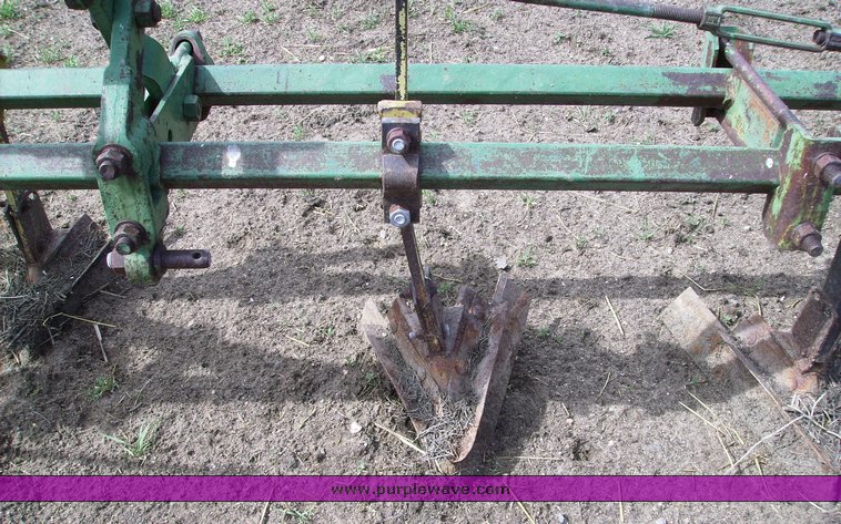 image for item 1053 Ridger