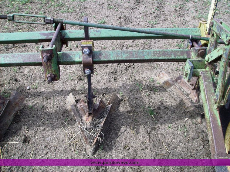 image for item 1053 Ridger