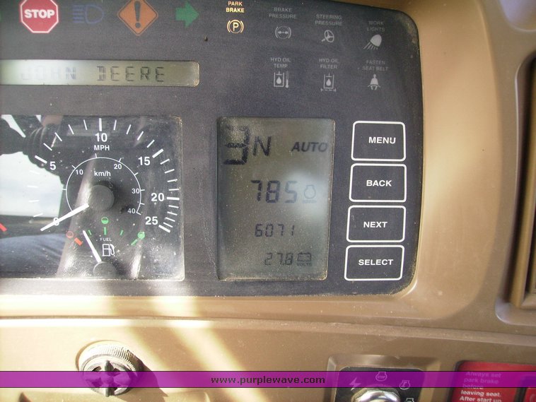 image for item 7071 2001 John Deere 624H wheel loader