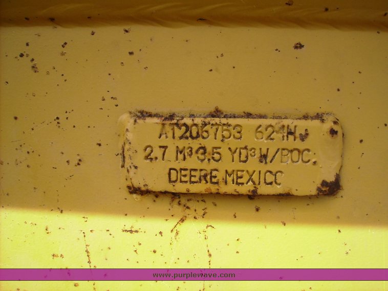 image for item 7071 2001 John Deere 624H wheel loader