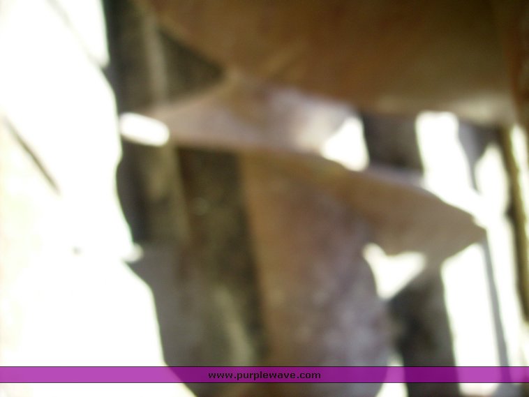 image for item 7073 1991 International 4900 feed truck