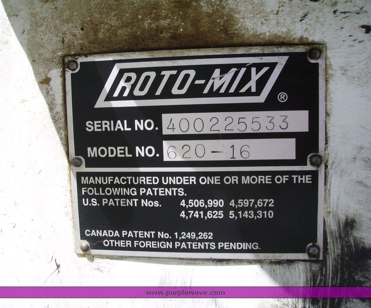 image for item 7073 1991 International 4900 feed truck