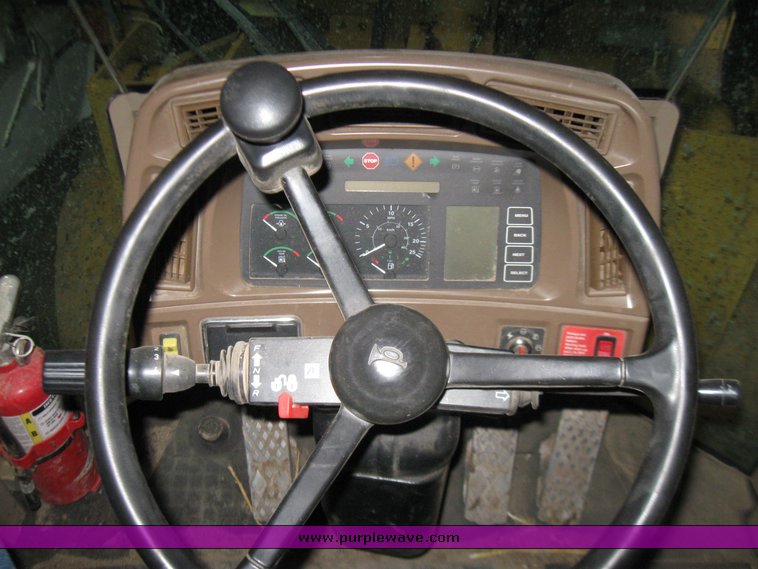 image for item 7081 2000 John Deere 544H wheel loader