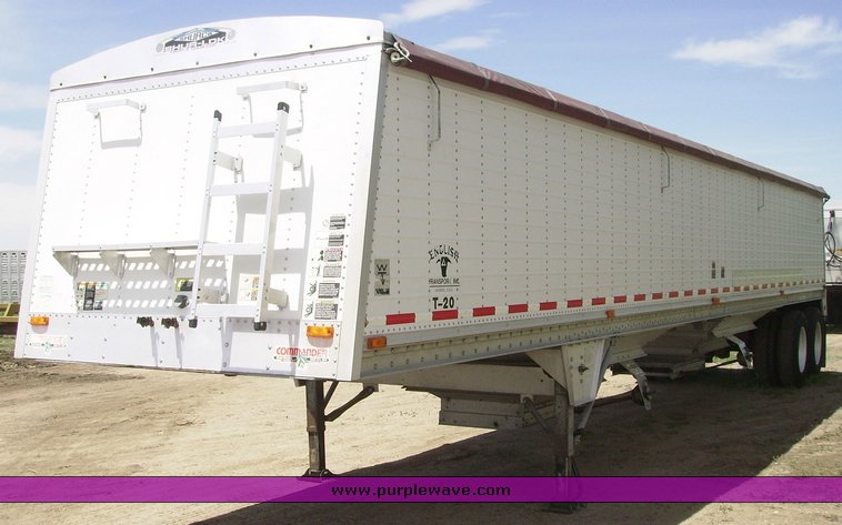 image for item 7302 1999 Wilson DWH 400C grain trailer