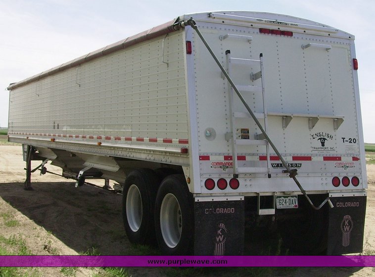 image for item 7302 1999 Wilson DWH 400C grain trailer