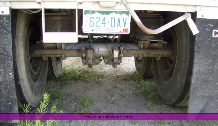 image for item 7302 1999 Wilson DWH 400C grain trailer