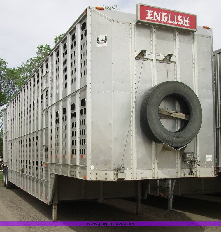 image for item 7315 1999 Barrett livestock trailer
