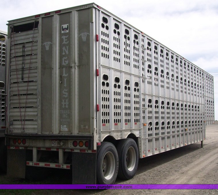 image for item 7315 1999 Barrett livestock trailer