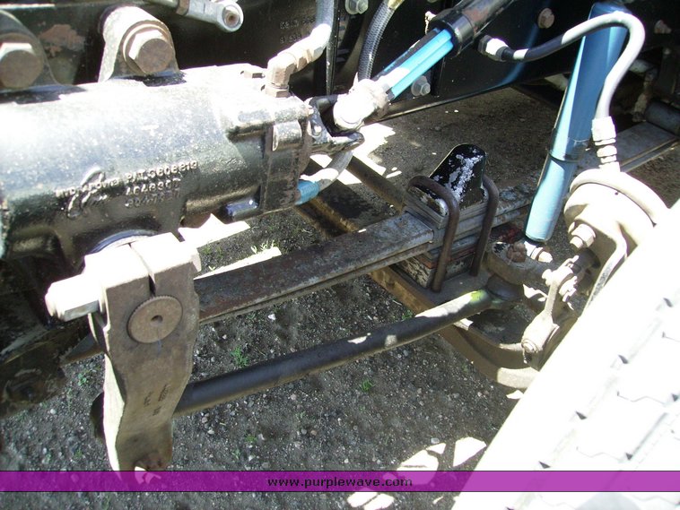 image for item 7316 1990 Kenworth T600 day cab truck tractor