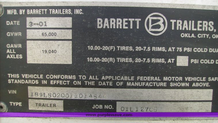 image for item 7332 2001 Barrett livestock trailer