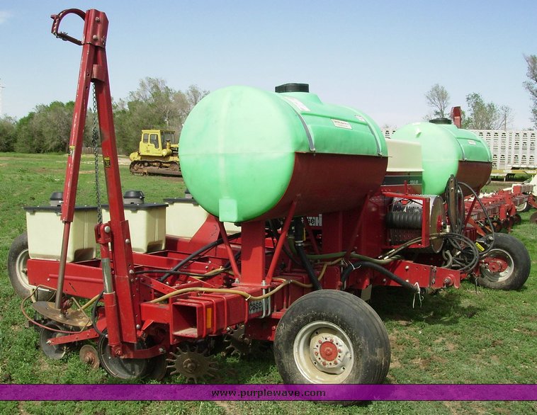 image for item 7339 1992 Case IH 900 A43EC Cyclo air planter