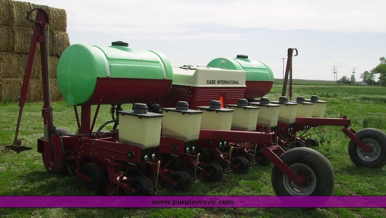 image for item 7339 1992 Case IH 900 A43EC Cyclo air planter