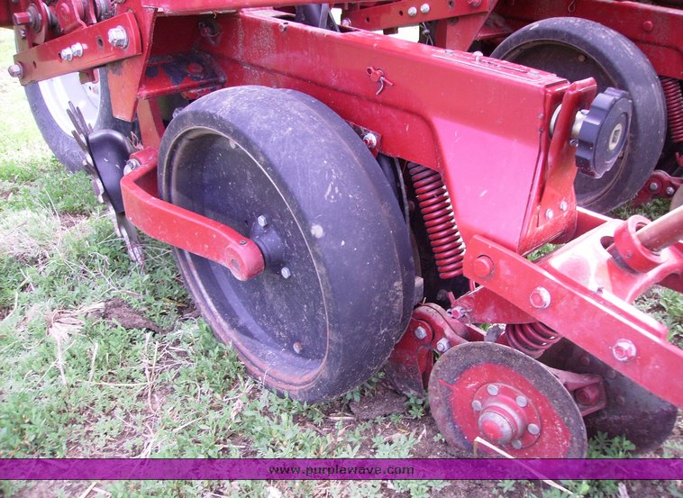 image for item 7339 1992 Case IH 900 A43EC Cyclo air planter