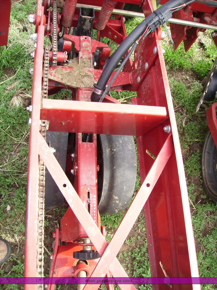 image for item 7339 1992 Case IH 900 A43EC Cyclo air planter