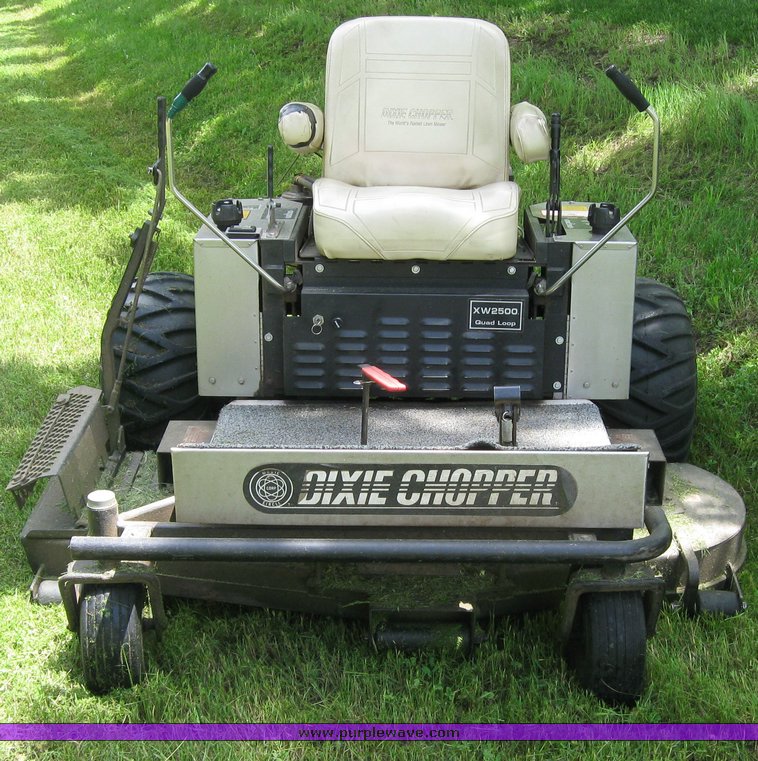 image for item 1002 1999 Dixie Chopper XW2500 60" cut mower