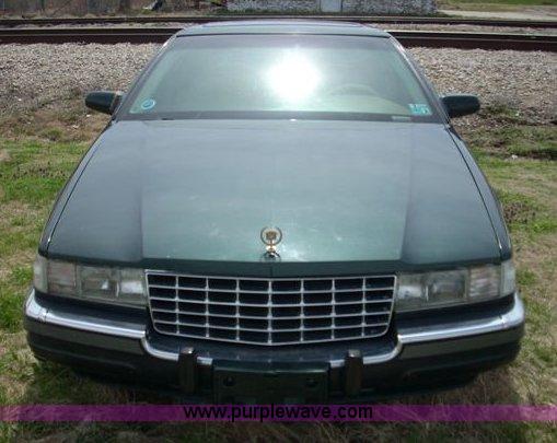 image for item 1500 1995 Cadillac Seville SLS