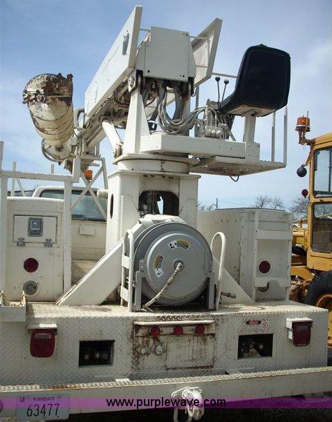 image for item 1501 1980 Ford F800 DD truck