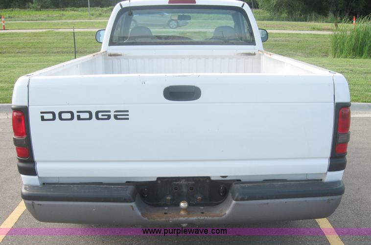 image for item 2002 2001 Dodge Ram 1500 pickup truck