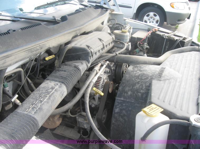 image for item 2002 2001 Dodge Ram 1500 pickup truck