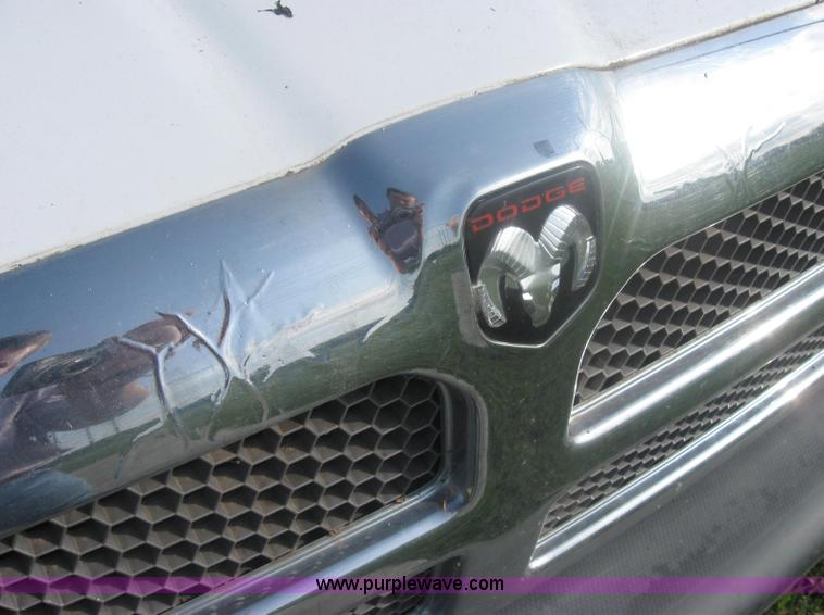 image for item 2002 2001 Dodge Ram 1500 pickup truck