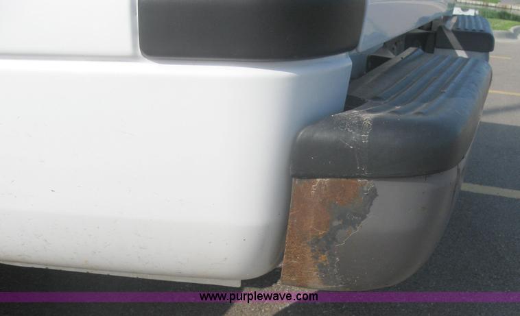 image for item 2002 2001 Dodge Ram 1500 pickup truck