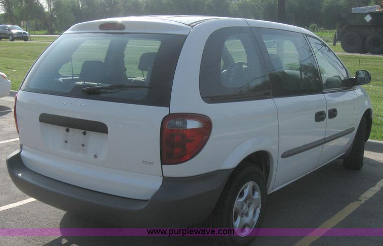 image for item 2003 2001 Dodge Caravan SE