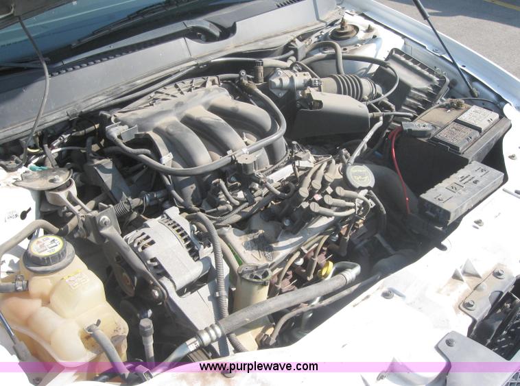 image for item 2004 2006 Ford Taurus SE