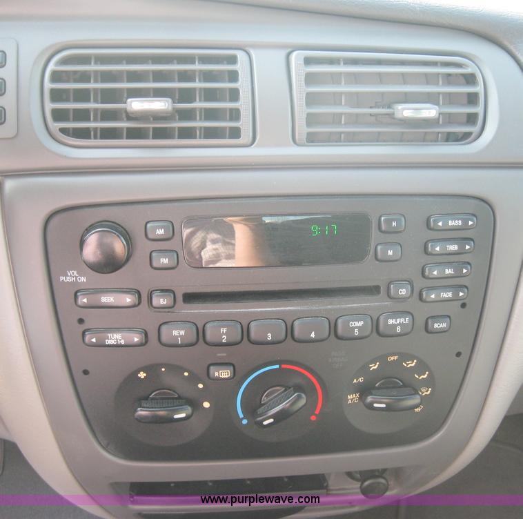 image for item 2004 2006 Ford Taurus SE