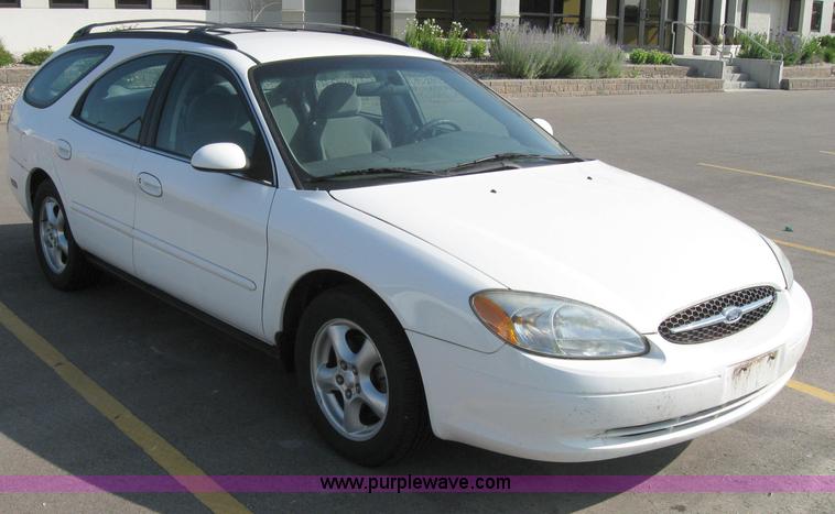 image for item 2005 2003 Ford Taurus SE