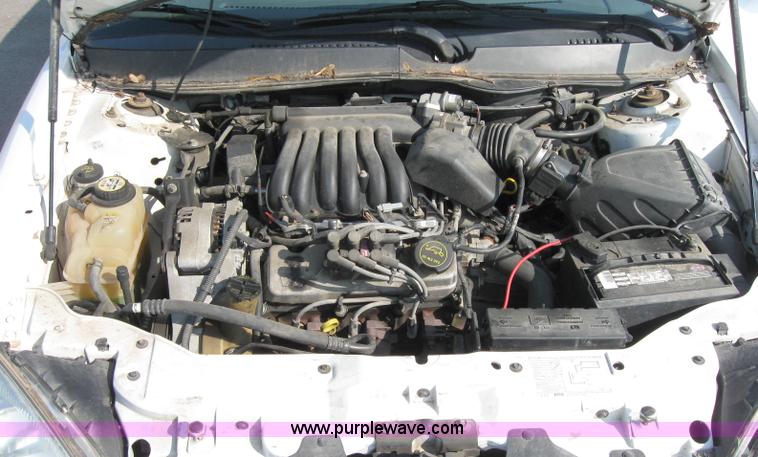 image for item 2005 2003 Ford Taurus SE