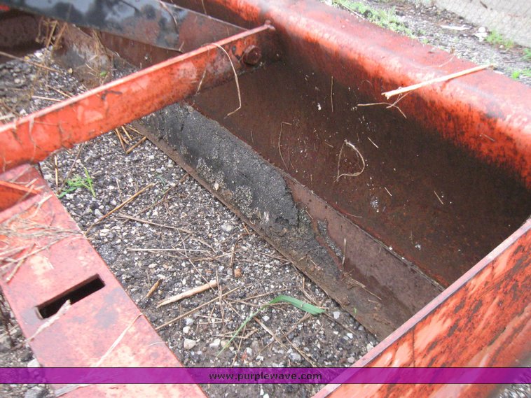 image for item 2212 5'6" rear box blade