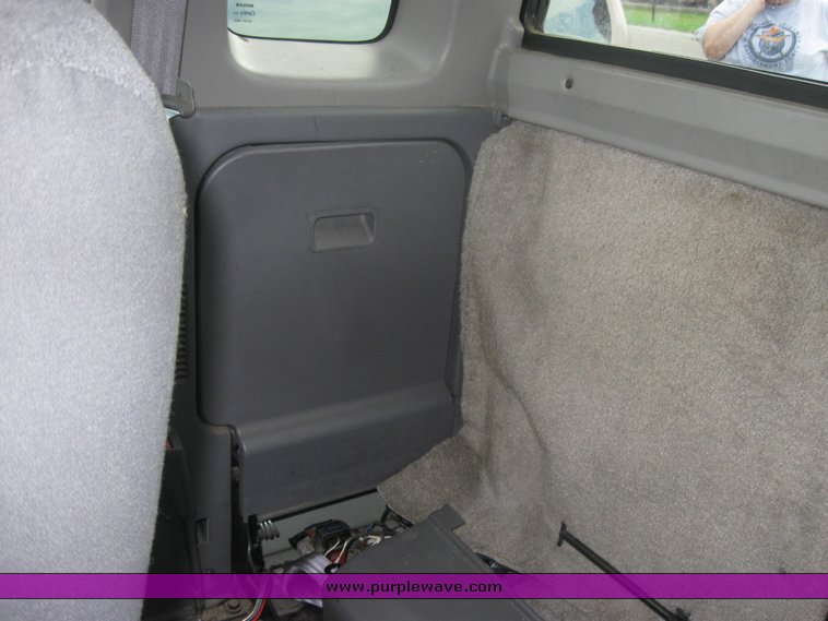 image for item 2214 1999 Nissan Frontier