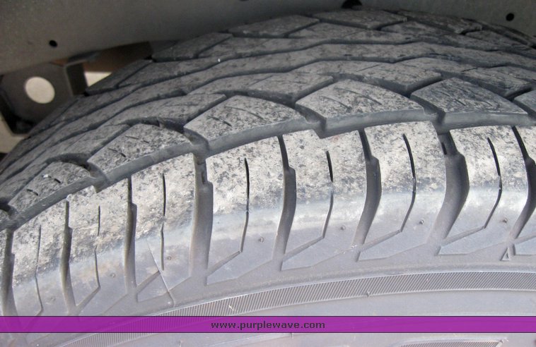 image for item 2214 1999 Nissan Frontier