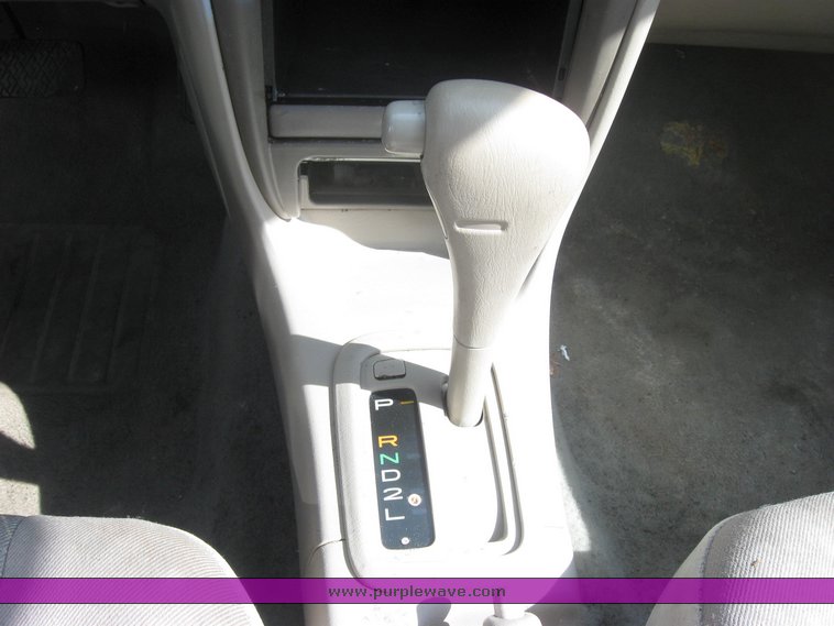 image for item 2218 2000 Toyota Corolla