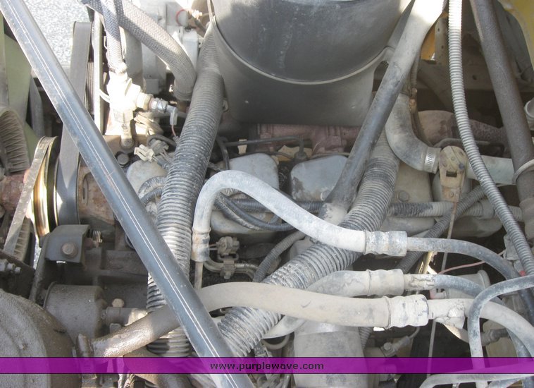 image for item 2278 1993 Ford B700F  65 passenger school bus