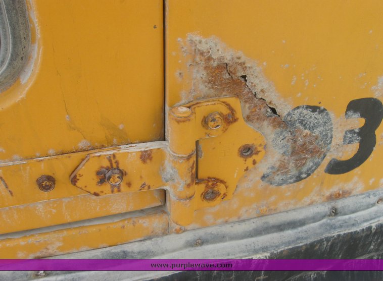 image for item 2278 1993 Ford B700F  65 passenger school bus