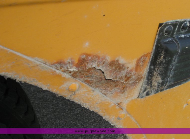 image for item 2278 1993 Ford B700F  65 passenger school bus