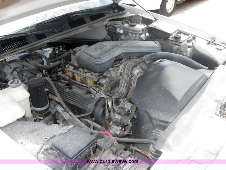 image for item 2501 1992 Ford Crown Victoria