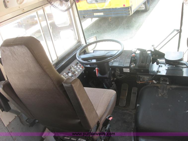 image for item 2502 1996 International Series 3000 Genesis school bus