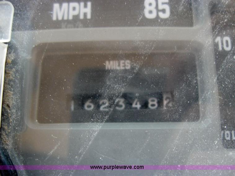 image for item 2502 1996 International Series 3000 Genesis school bus