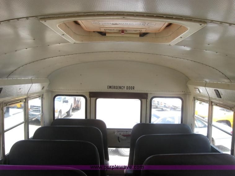 image for item 2502 1996 International Series 3000 Genesis school bus