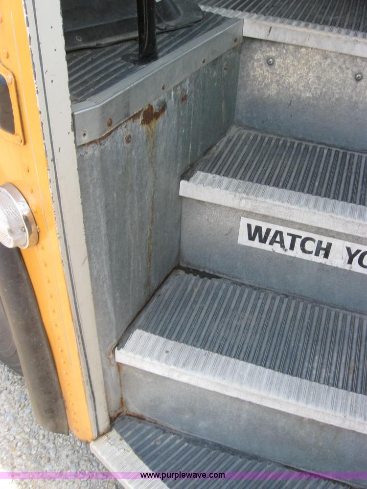 image for item 2502 1996 International Series 3000 Genesis school bus