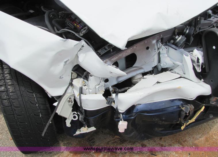 image for item 4131 2006 Ford Crown Victoria Police Interceptor