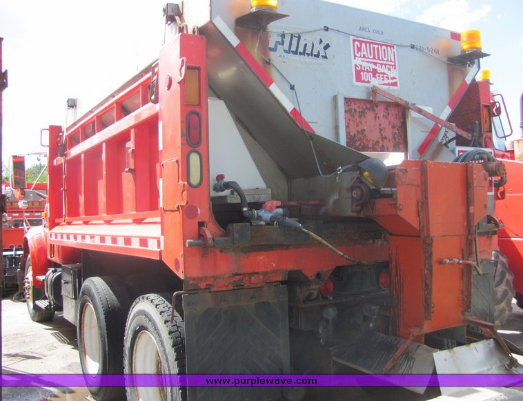 image for item 4393 1993 International 4900 6x4 tandem axle dump truck