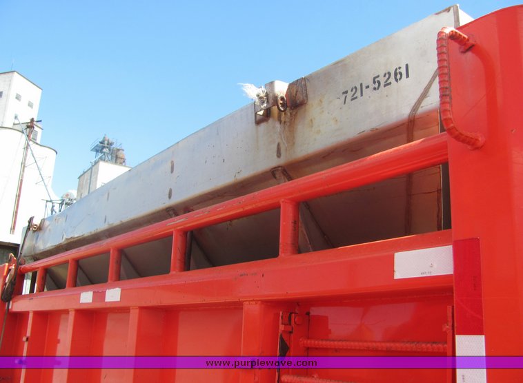 image for item 4393 1993 International 4900 6x4 tandem axle dump truck