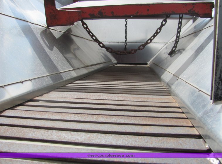 image for item 4394 1995 Ford LNT8000 dump truck