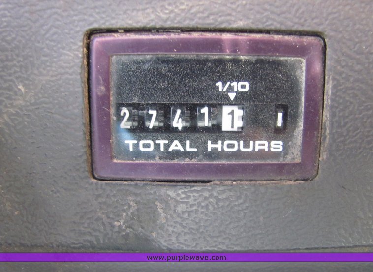 image for item 4394 1995 Ford LNT8000 dump truck