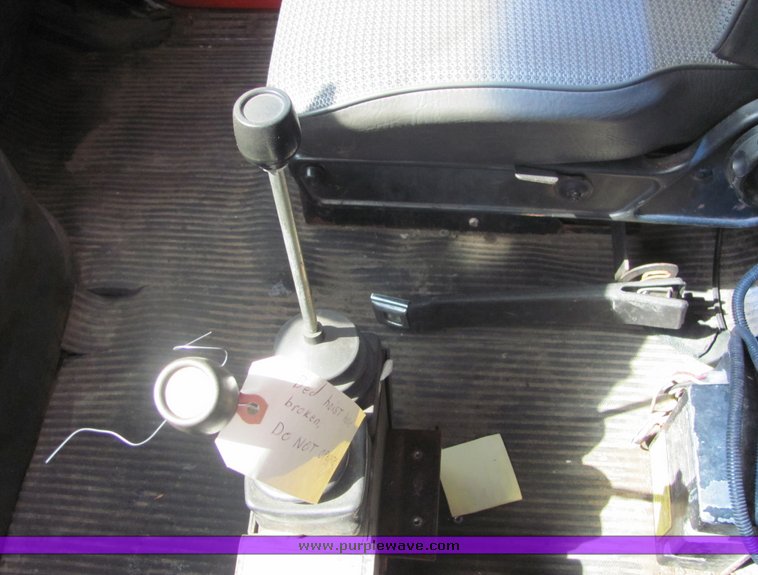 image for item 4394 1995 Ford LNT8000 dump truck